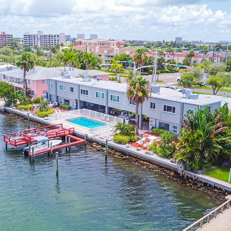 107-Waterfront-Walk To Beach-Lovely St. Pete Beach Exteriér fotografie