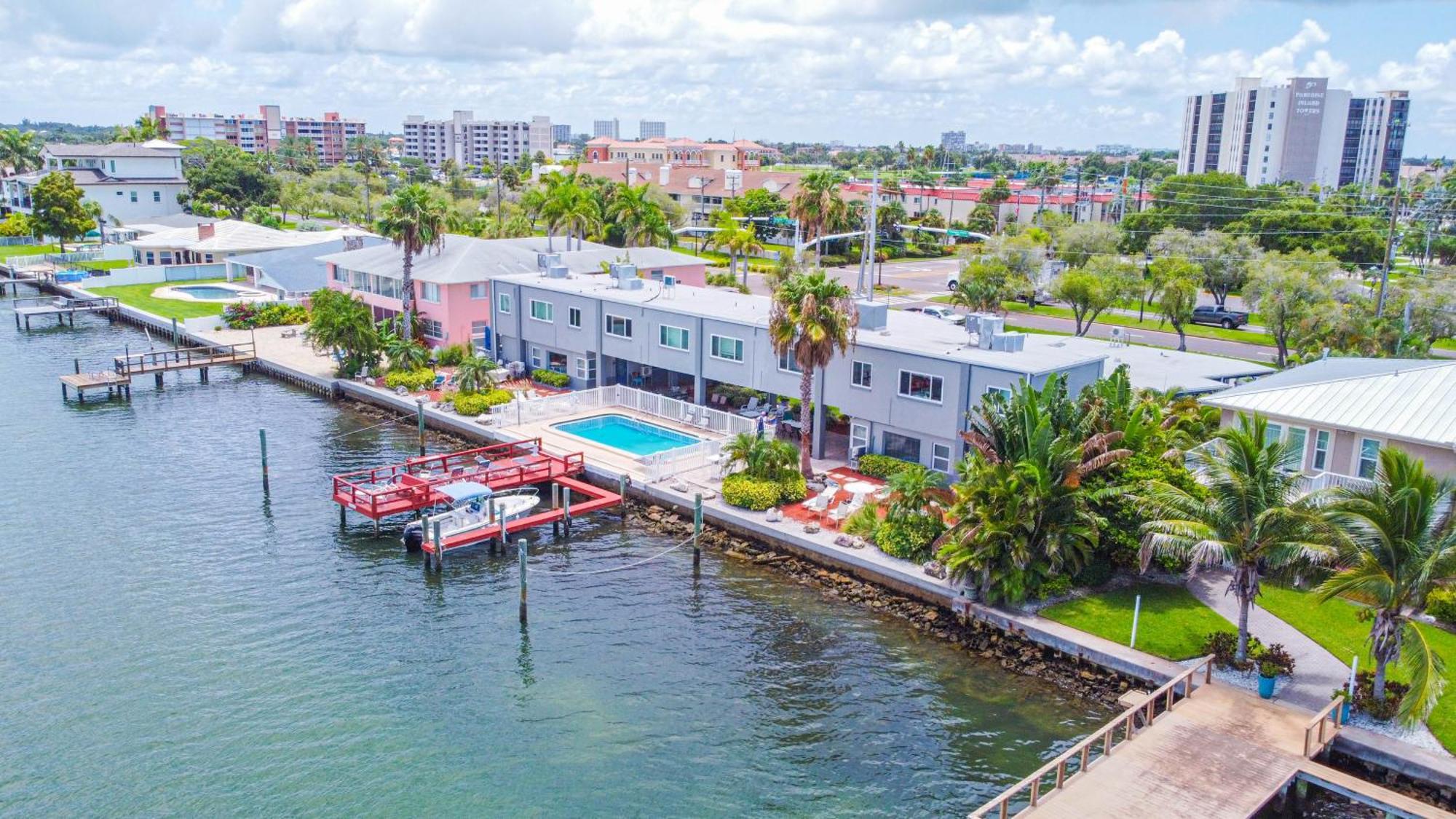 107-Waterfront-Walk To Beach-Lovely St. Pete Beach Exteriér fotografie